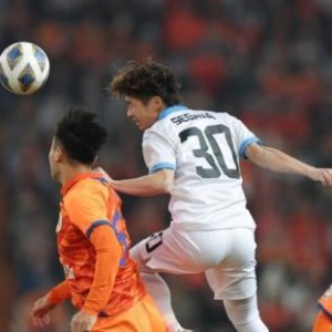 开云手机在线登陆-亚冠1/8决赛首回合：防线漏洞多 泰山2比3川崎前锋